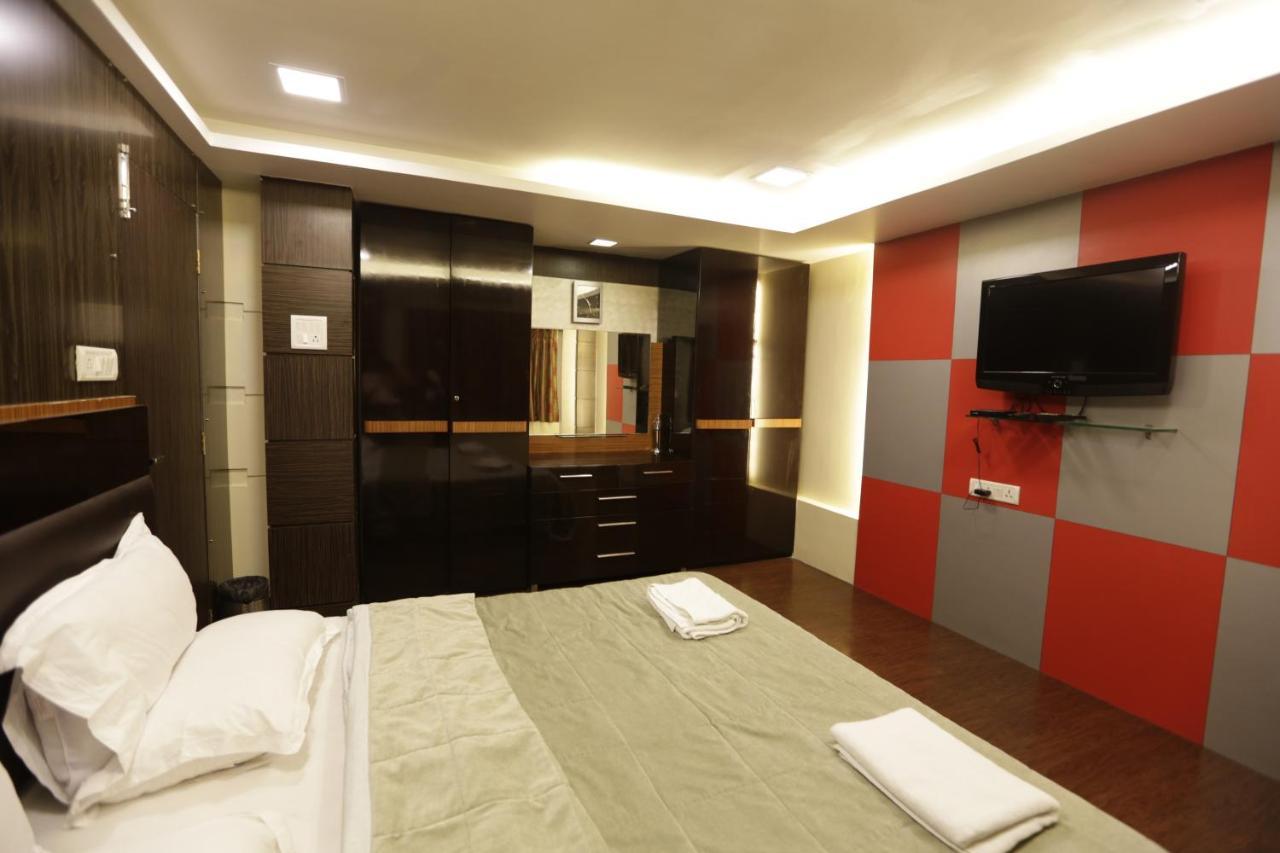 Hotel Metro Palace Mumbai Exteriör bild