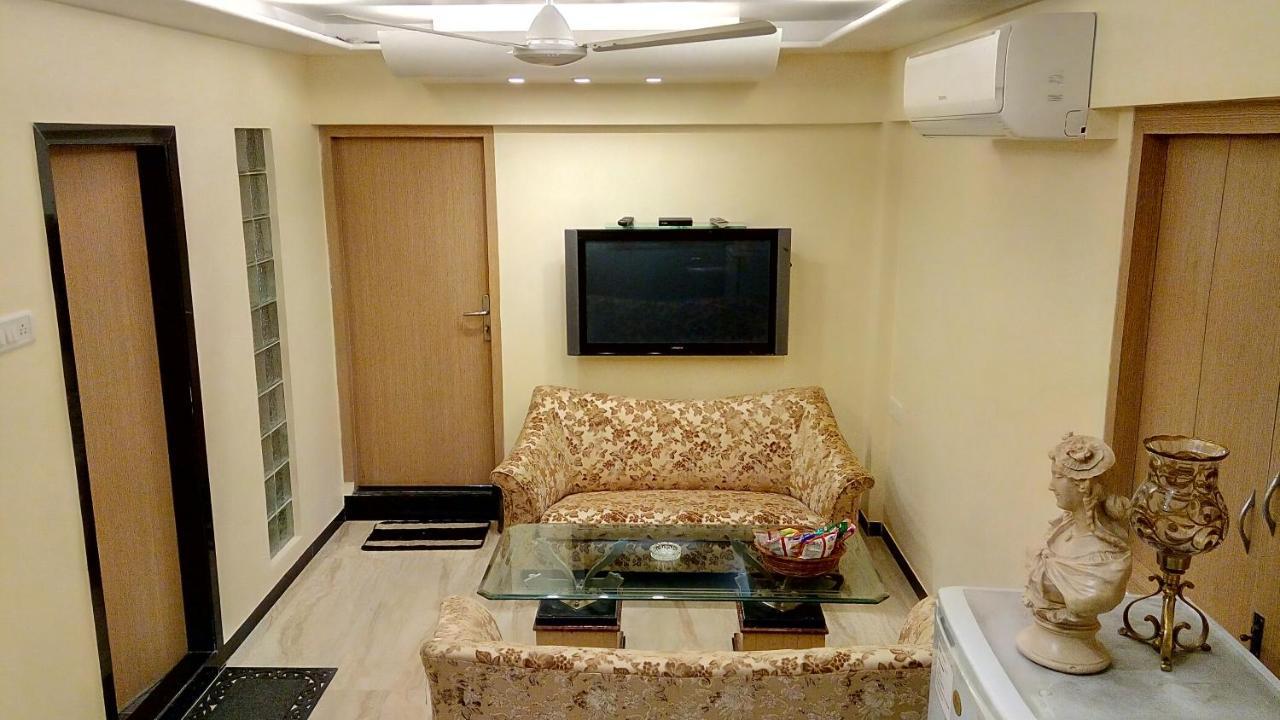 Hotel Metro Palace Mumbai Exteriör bild