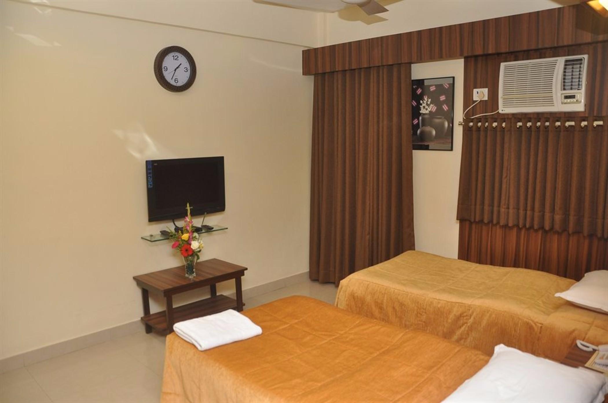 Hotel Metro Palace Mumbai Exteriör bild