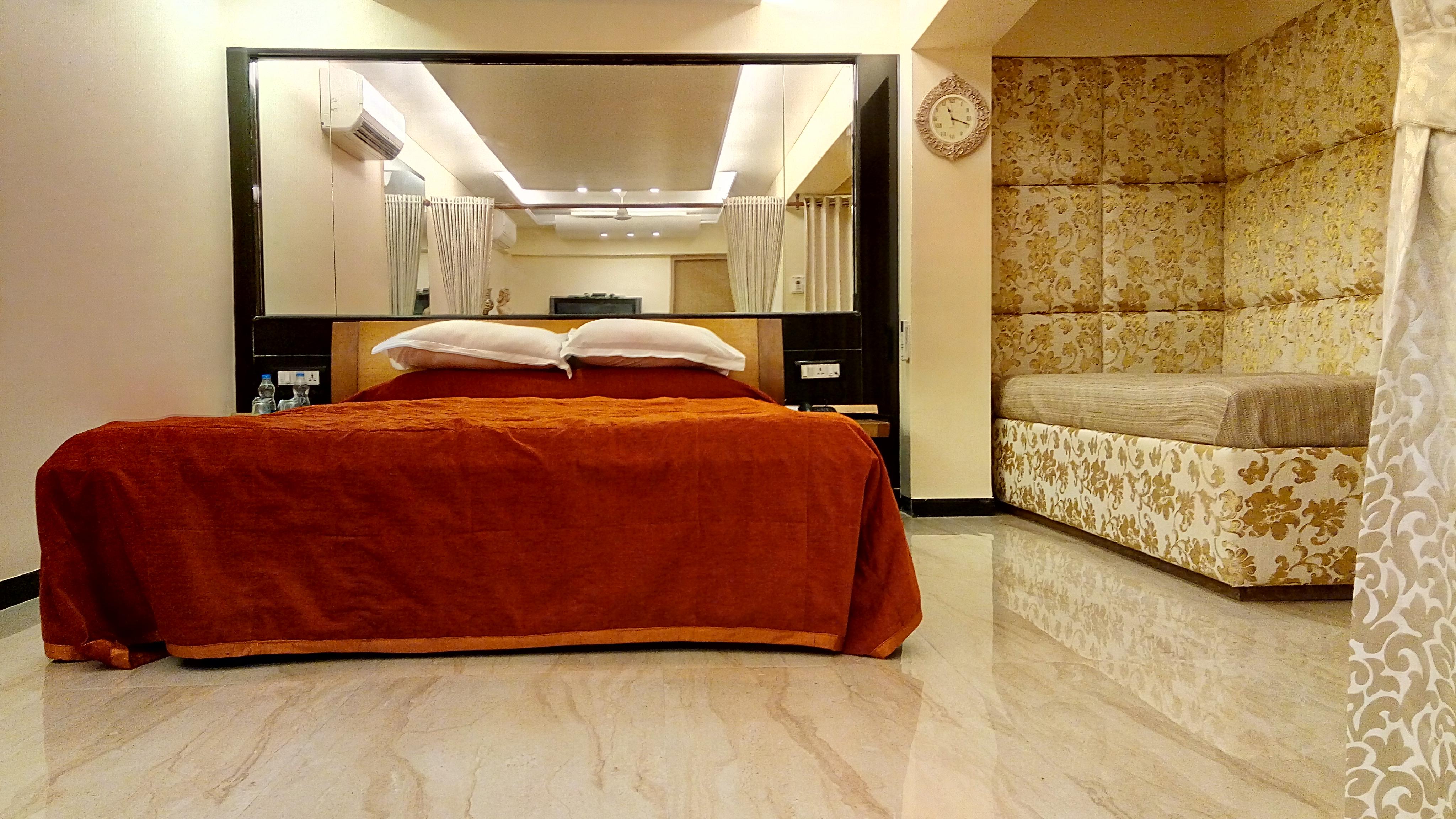 Hotel Metro Palace Mumbai Exteriör bild