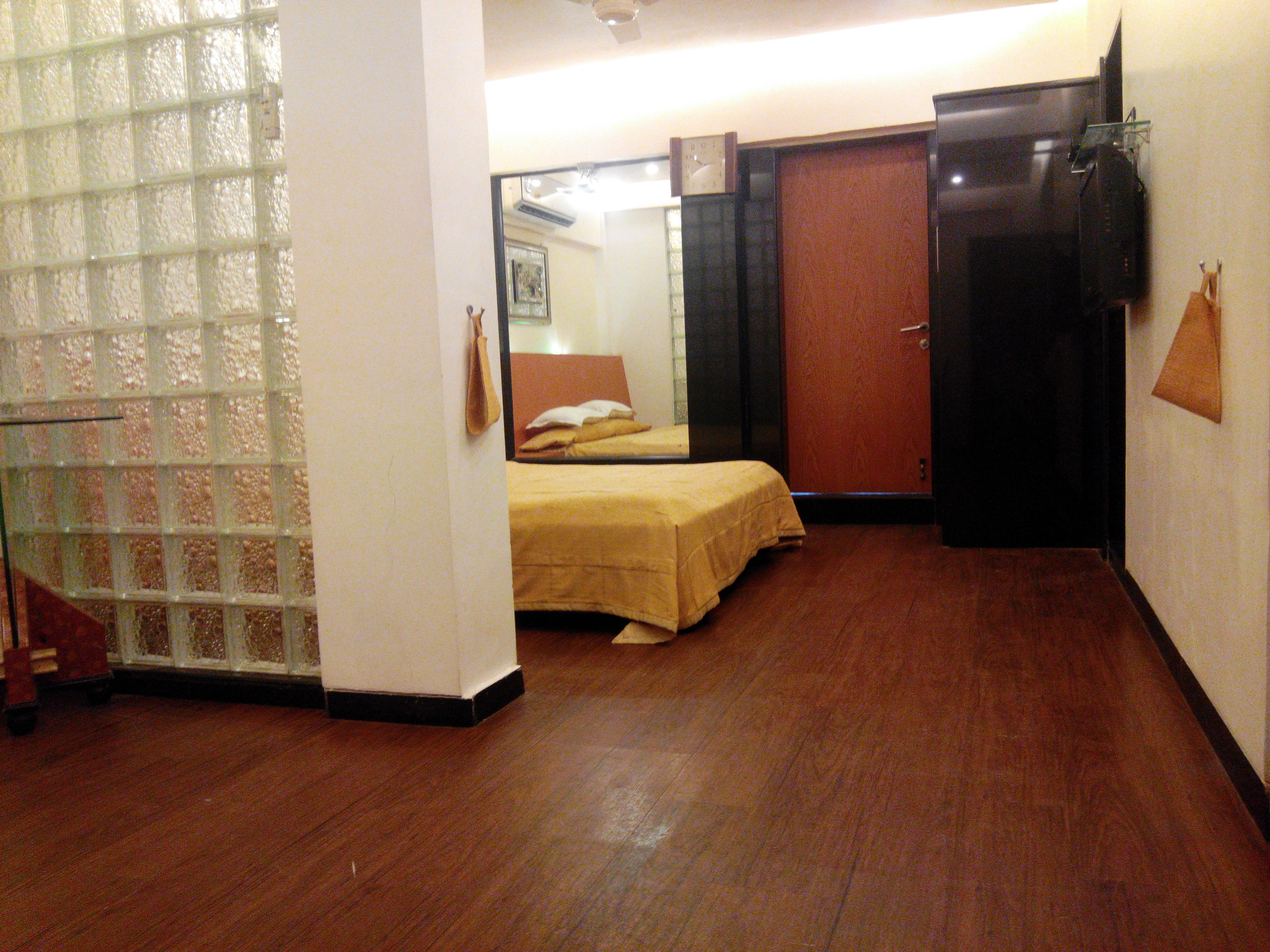 Hotel Metro Palace Mumbai Exteriör bild